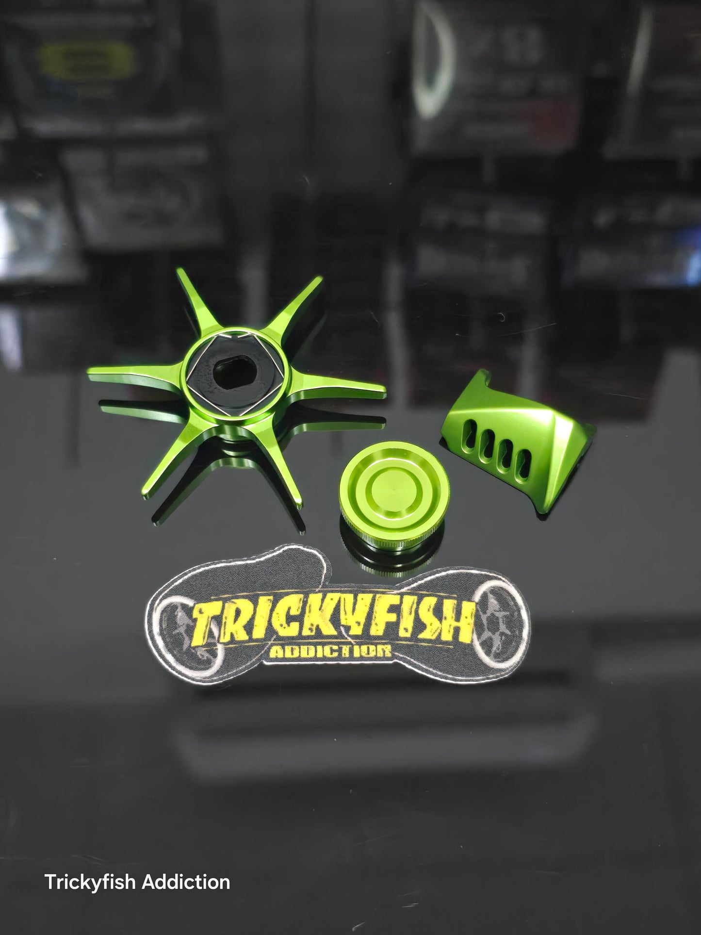 25 Antares Thumb Bar