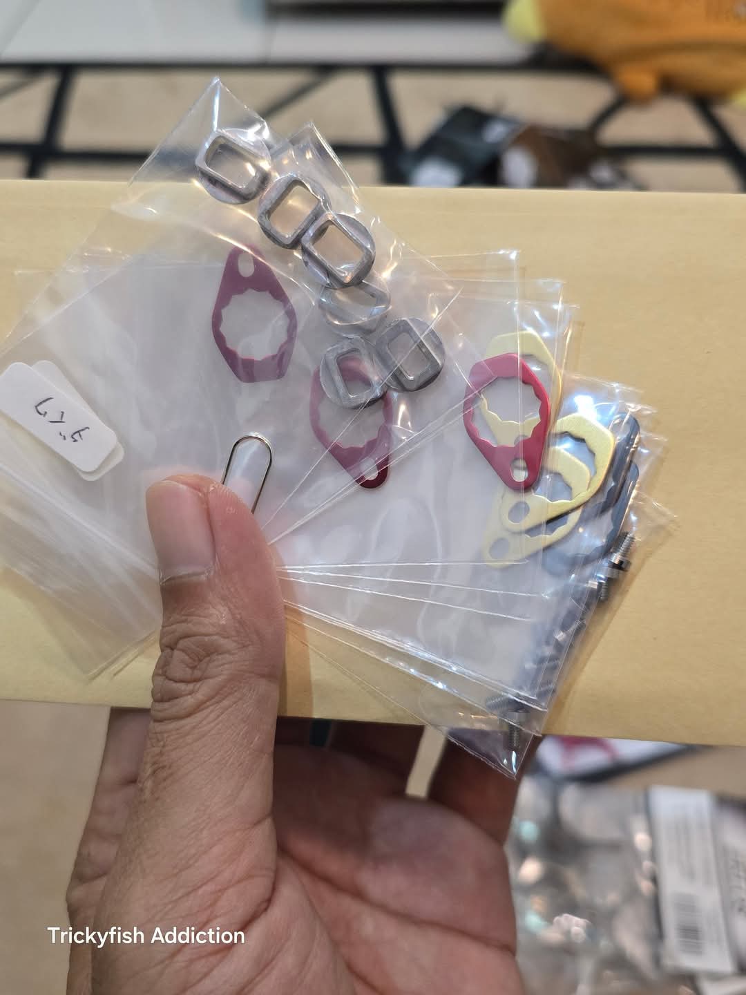 Studio Composite Spare Parts Retainer/Screw/Adaptor