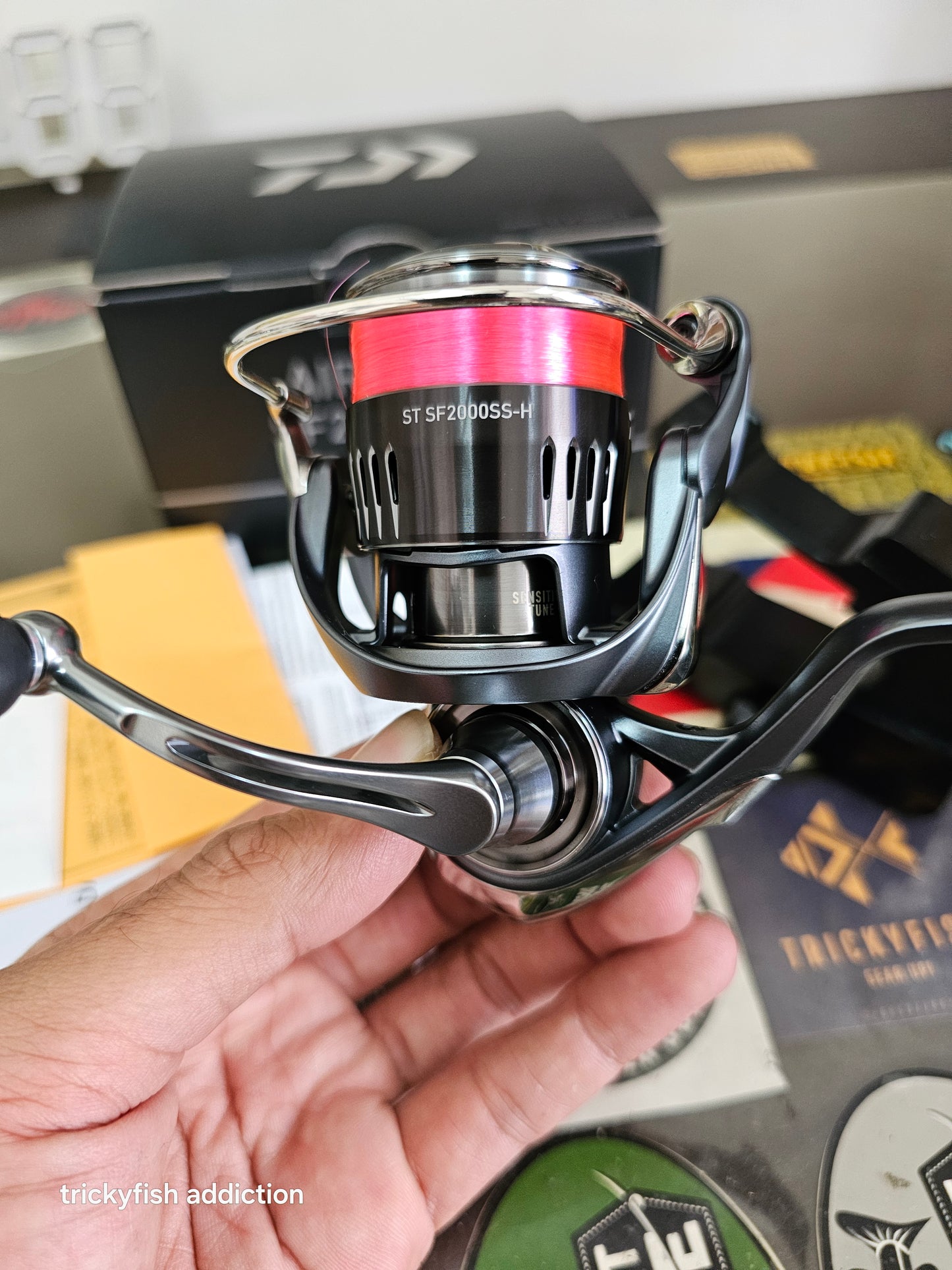 23 Daiwa Airity ST SF2000SS-H