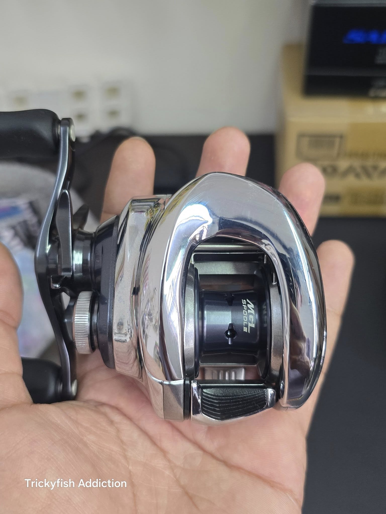 USED B] 19 Antares HG – TRICKYFISH