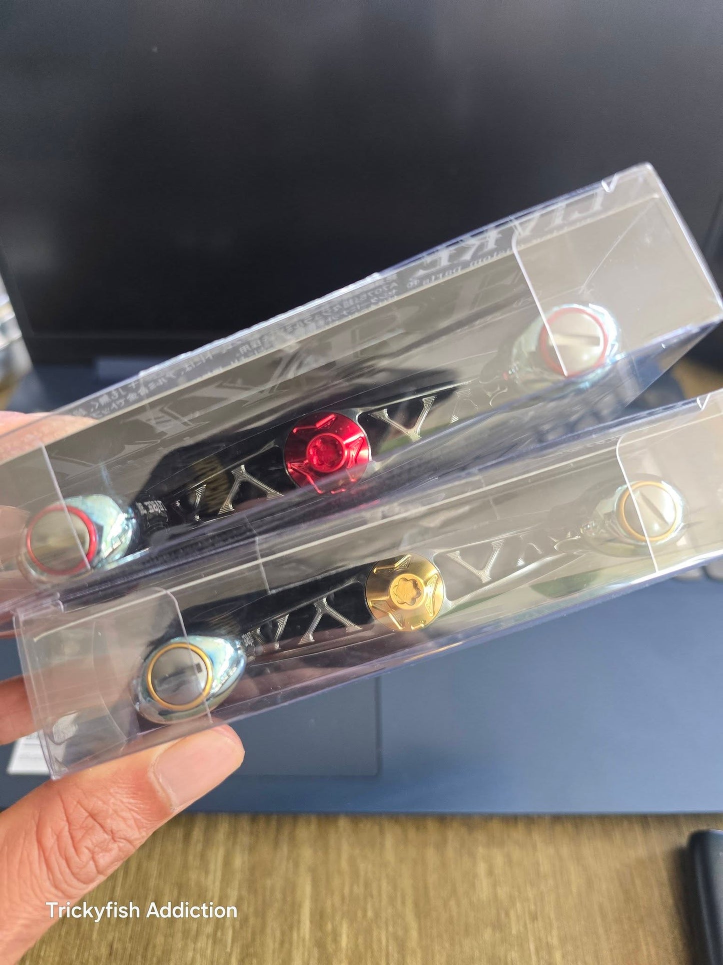 Livre Crank Feather 85 with Fino Fire Knobs