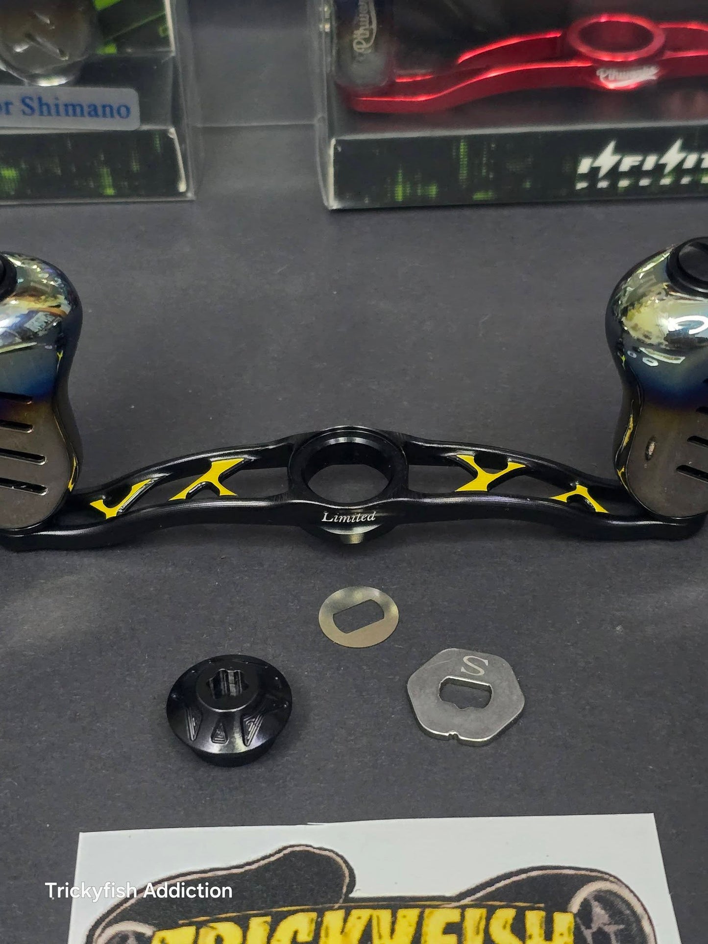 [ULN] Livre Black Limited Feather 95mm