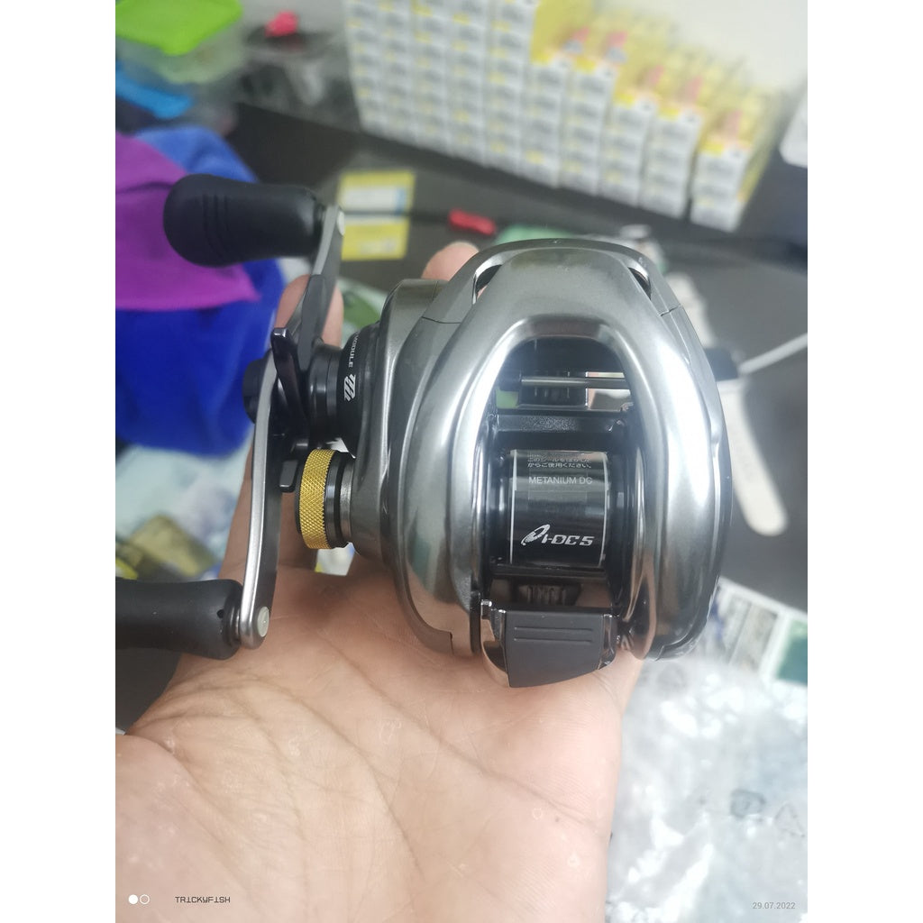 NEW Shimano 15 Metanium DC