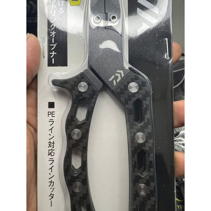 DAIWA STAINLESS CORE PLIERS 190H CARBON BLACK