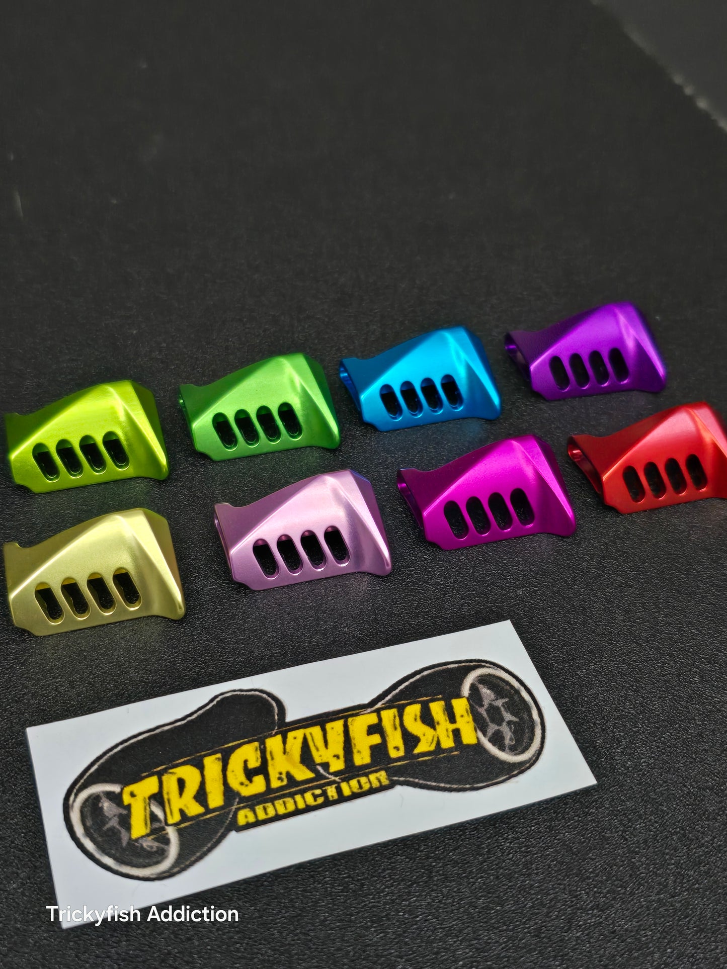 25 Antares Thumb Bar