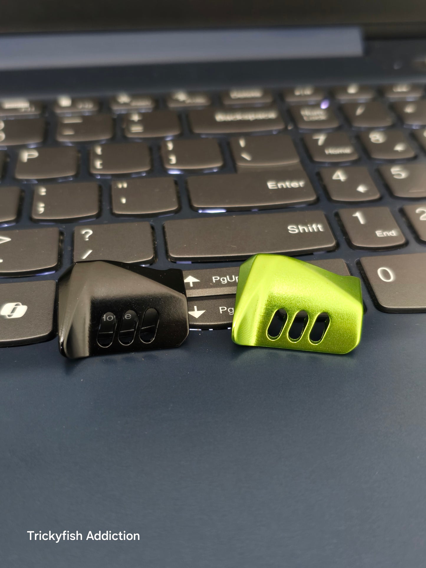 Thumb for Metanium, Bantam Right Hand