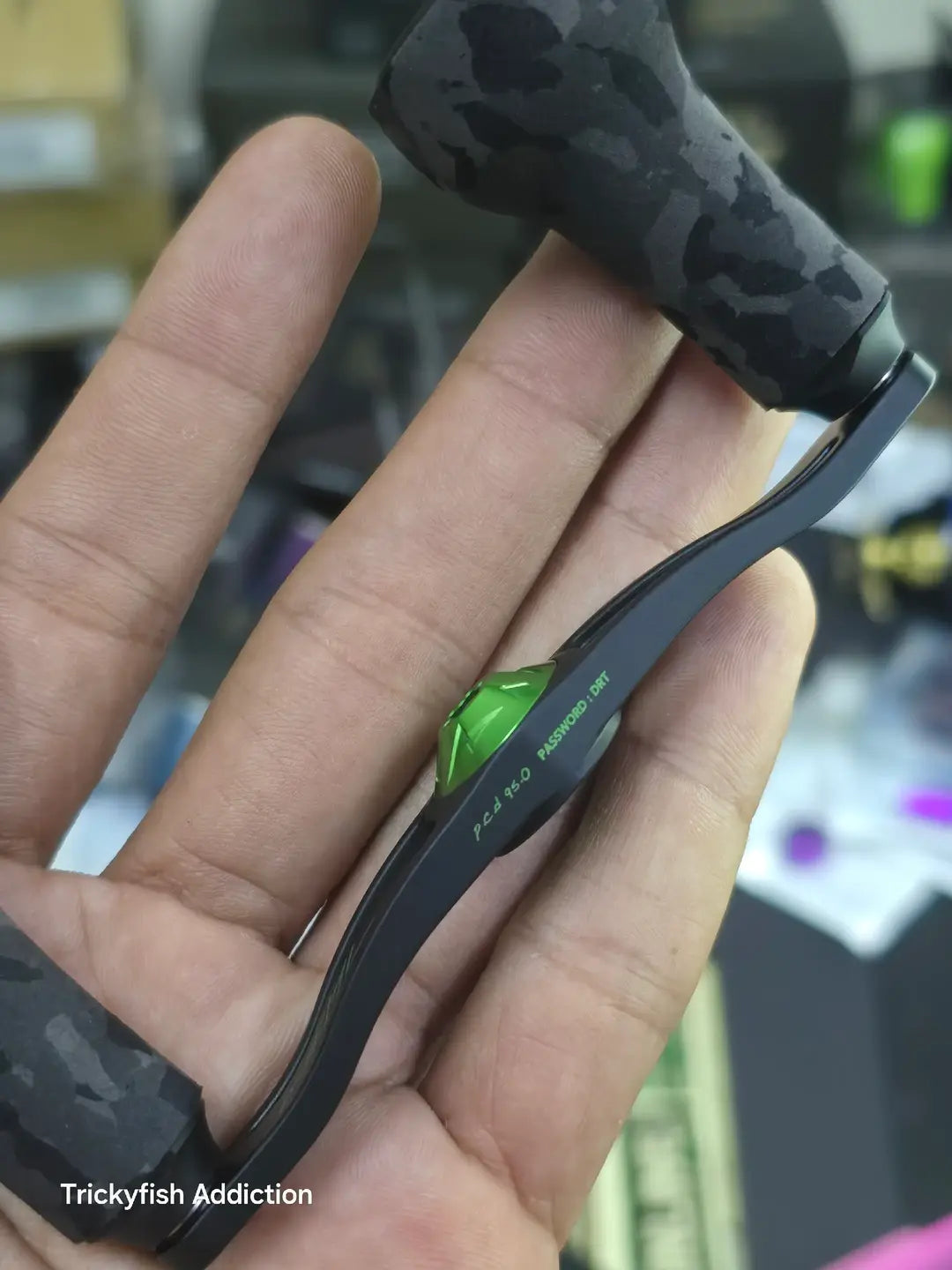 DRT Varial x Crazy Bass Studio Handle