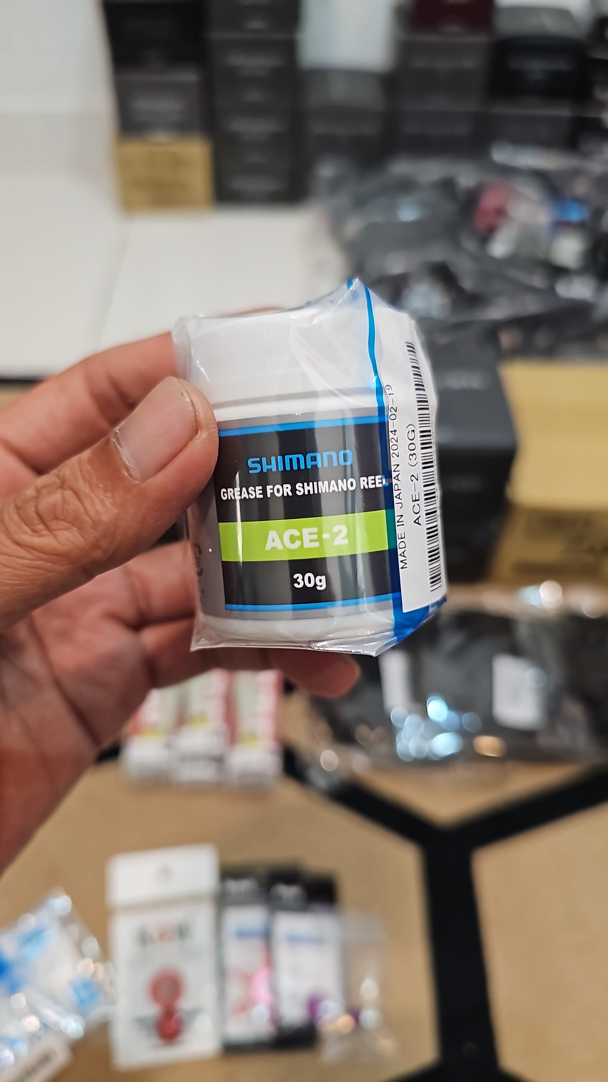 greasing shimano reels Shimano Grease & Oil – TRICKYFISH