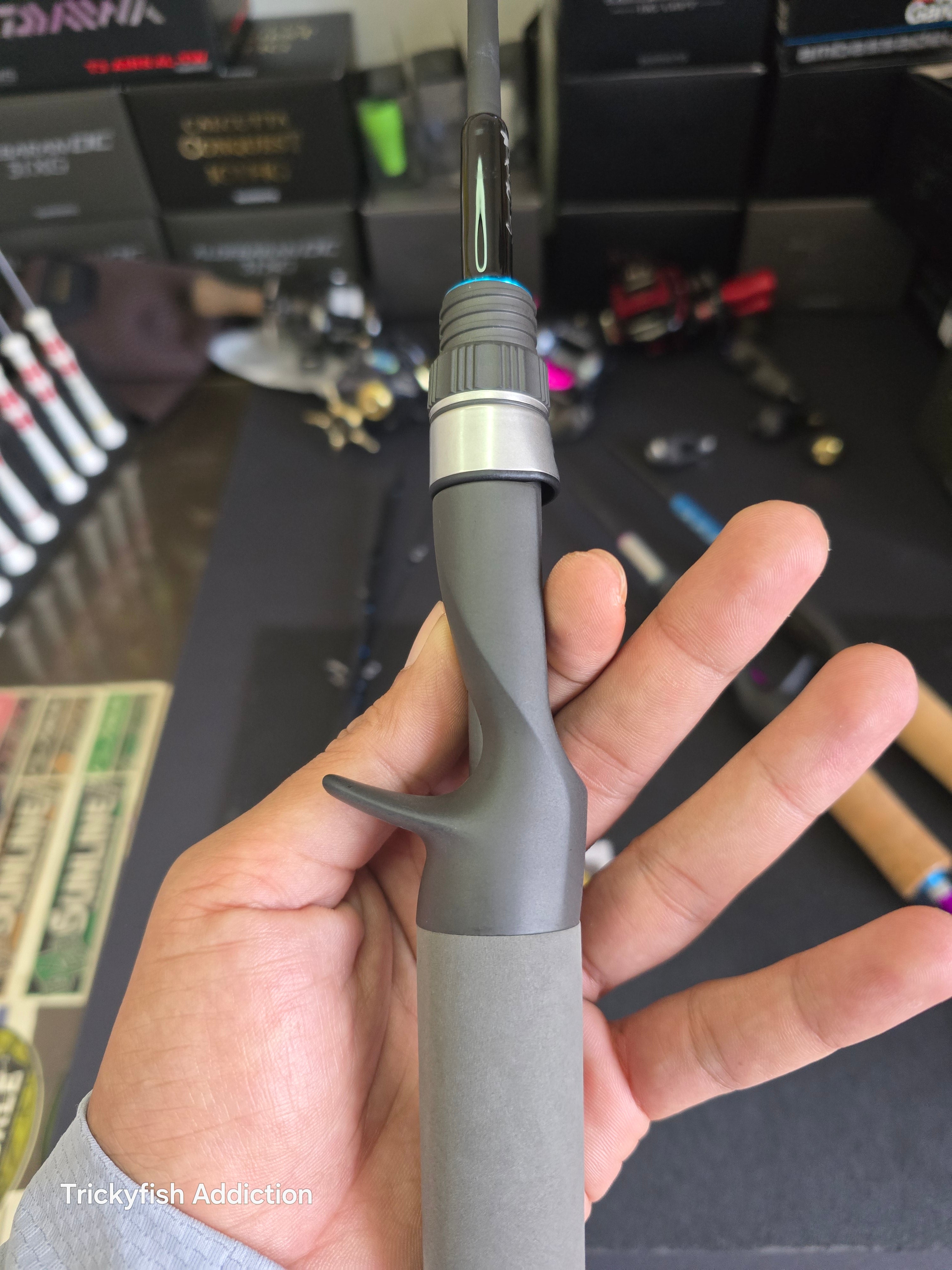 Tulala x Jetsetter 60C Ultra Feather Black Out 2 – TRICKYFISH