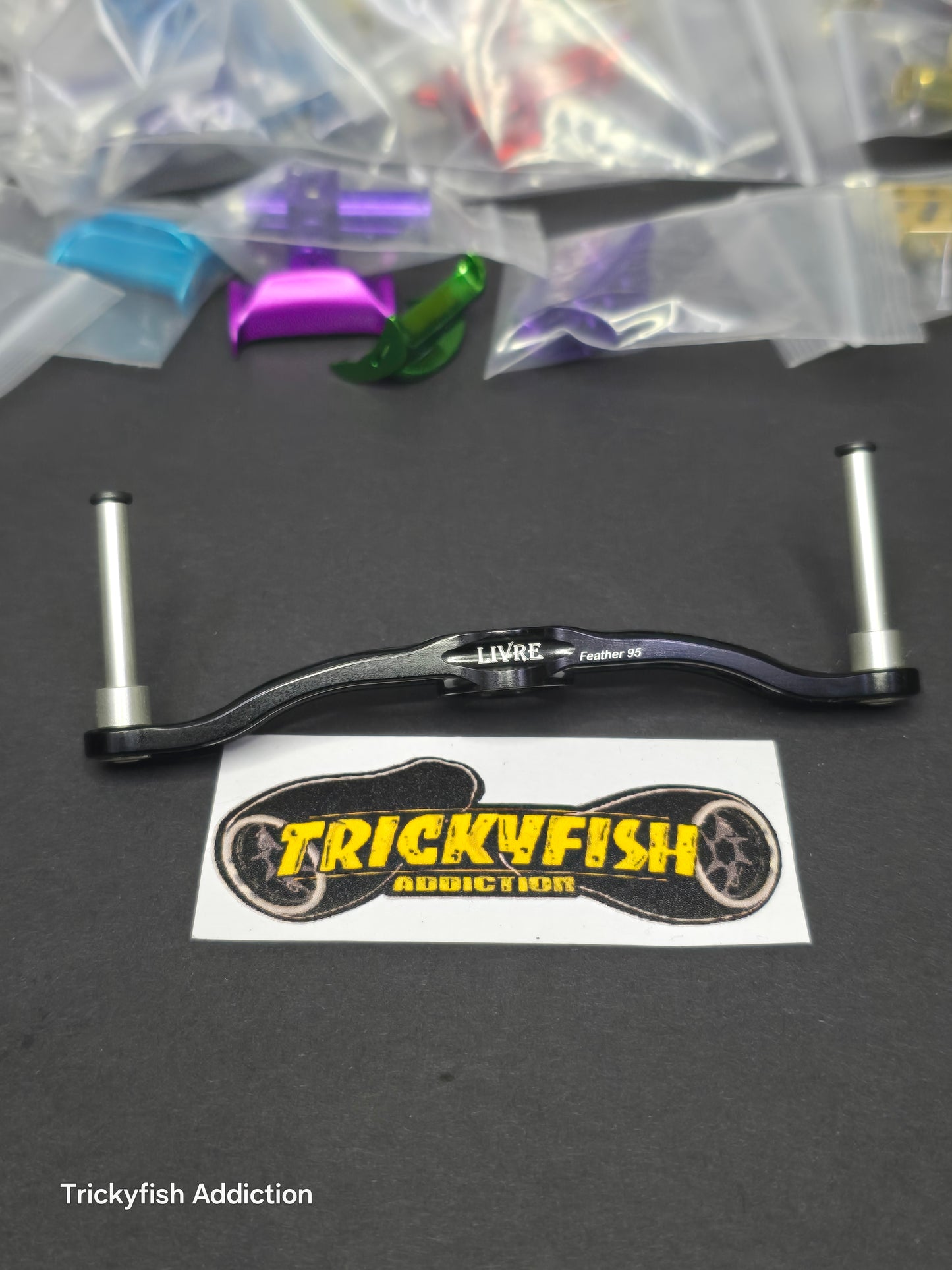 [USED A] Livre x Aranck Feather 95