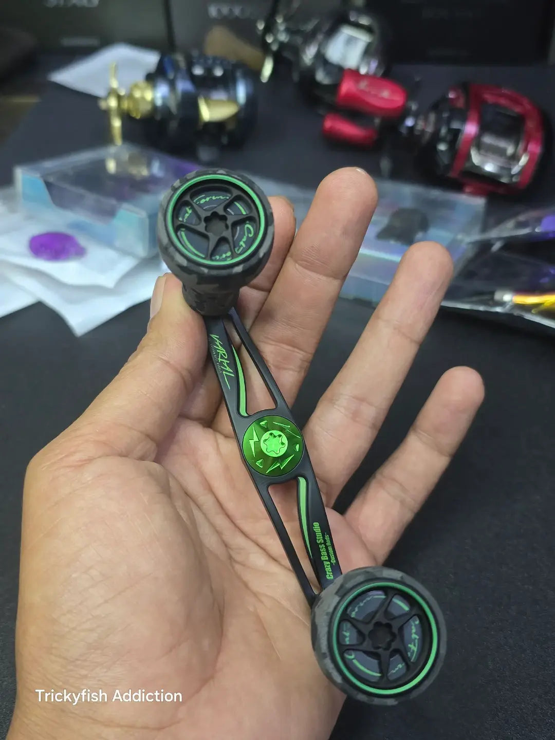 DRT Varial x Crazy Bass Studio Handle