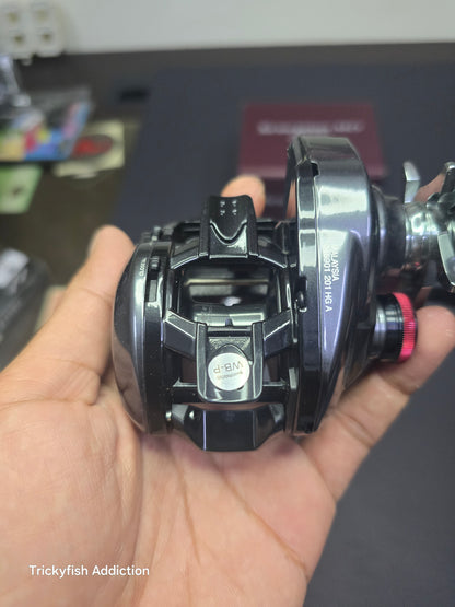 [USED A] 24 Scorpion MD 201HG