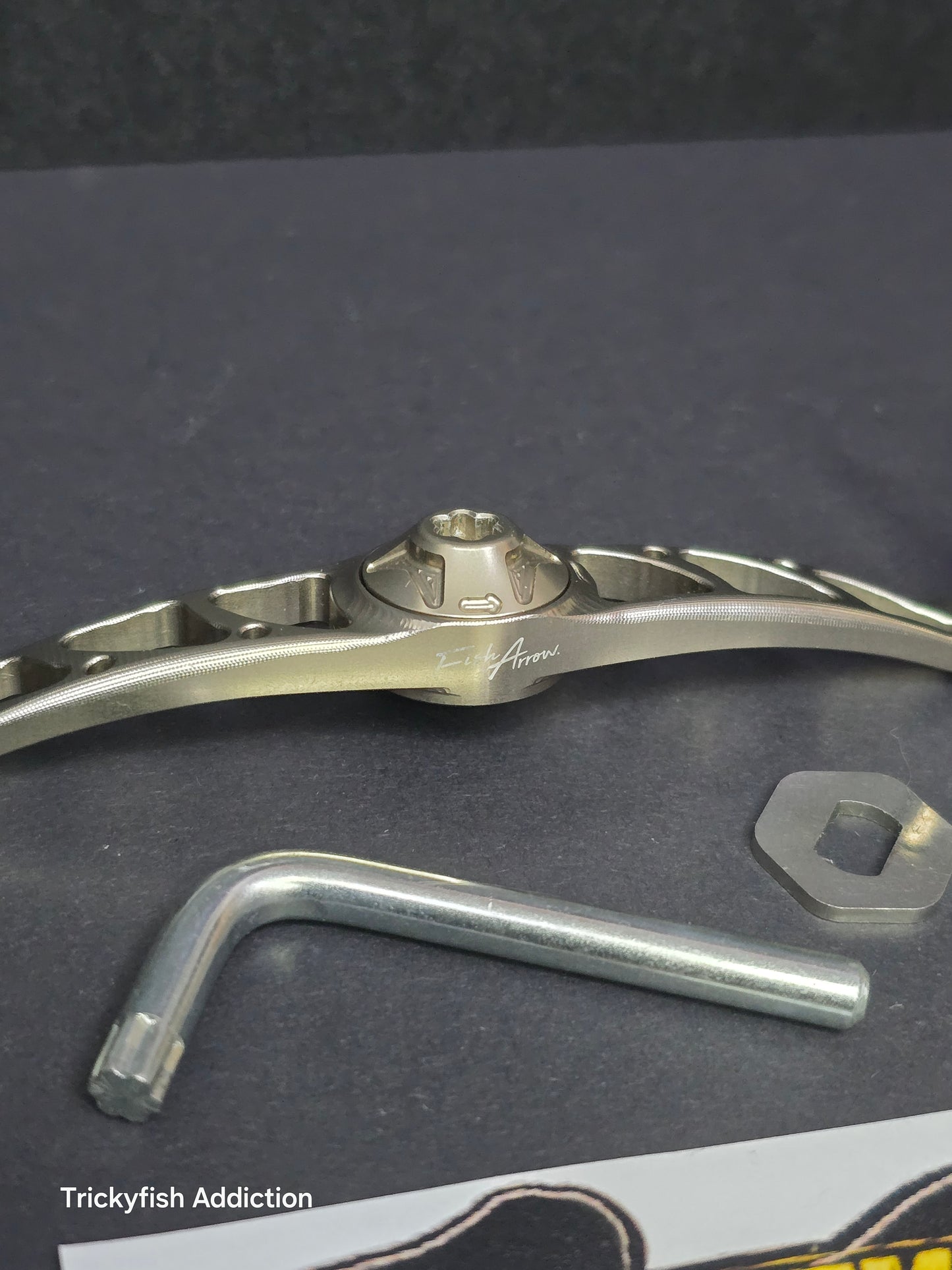 [ULN] Livre x Fish Arrow Crank 100